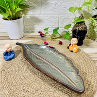 Ambert Green Leaf Shaped Ceramic Platter, Microwave & Dishwasher Safe, 1 Pack